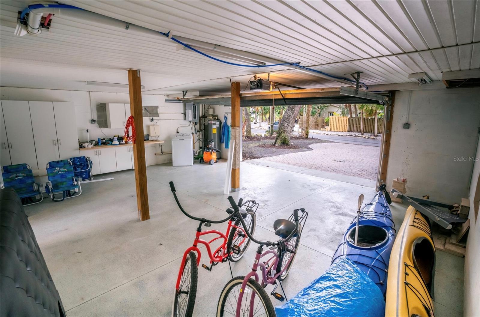 SIESTA BEACH - Residential