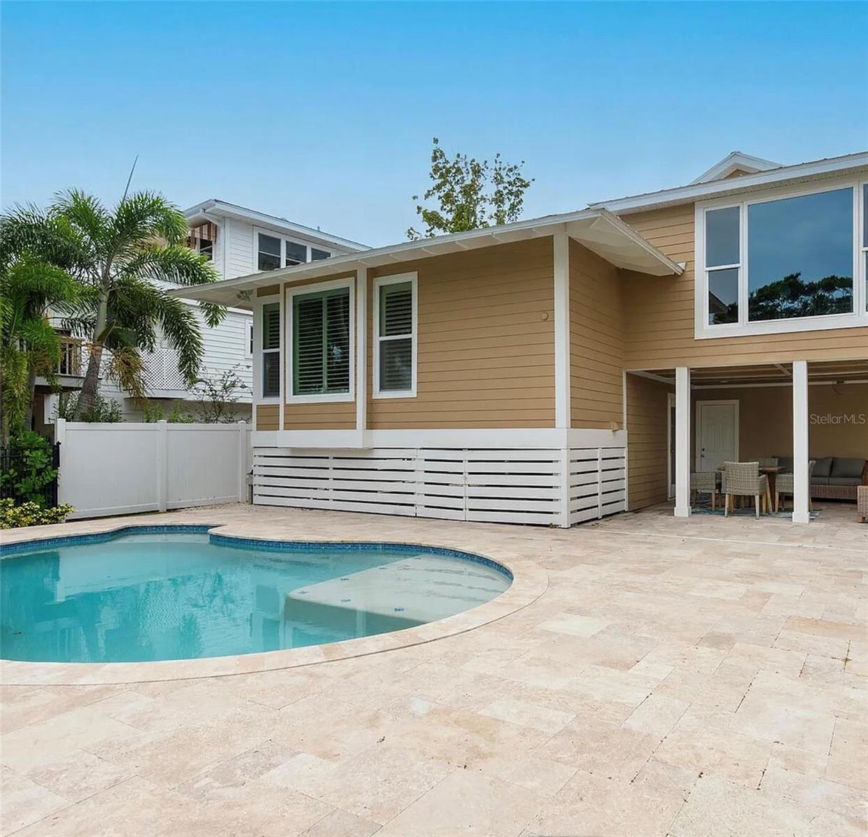 SIESTA BEACH - Residential