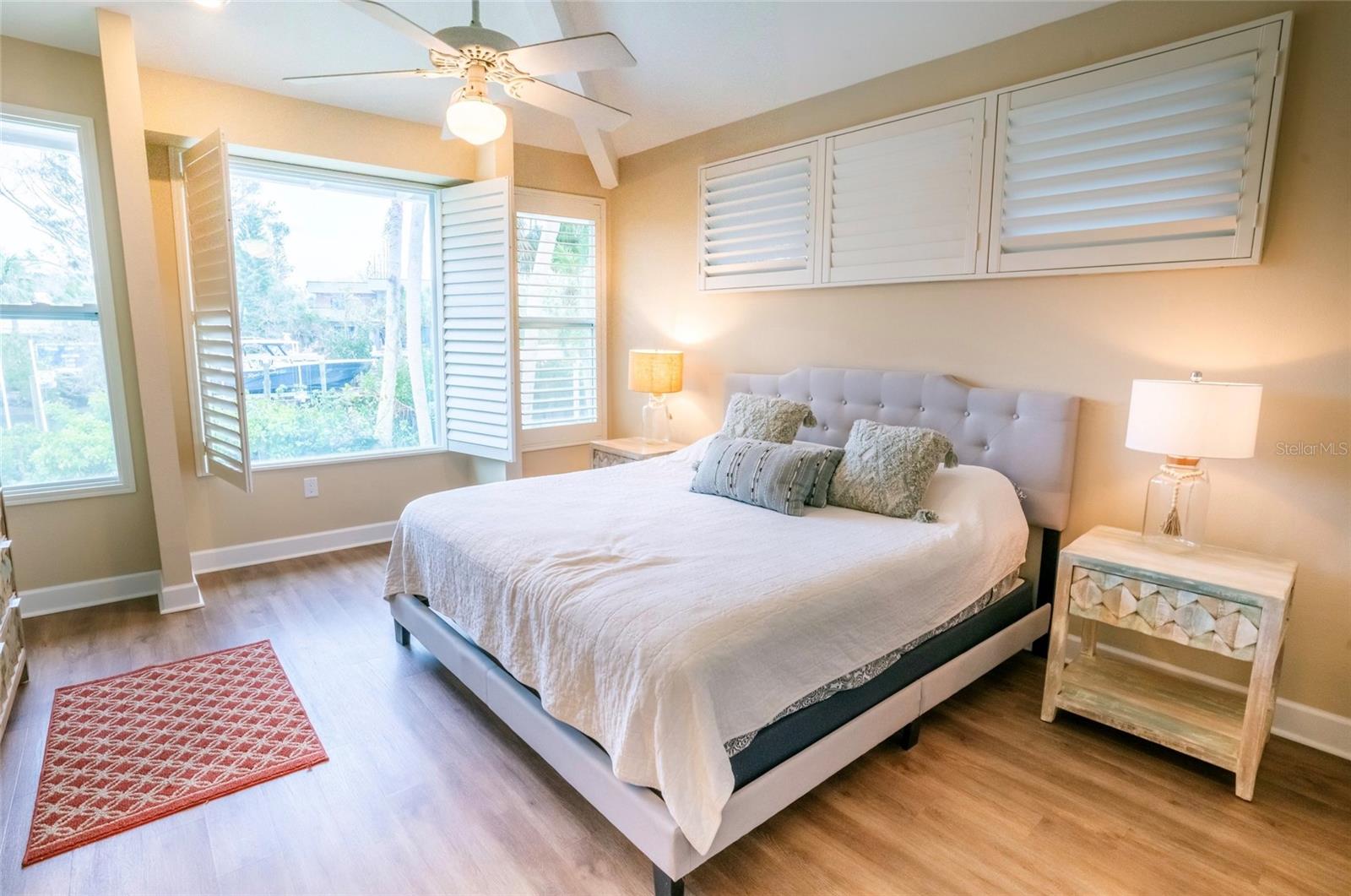 SIESTA BEACH - Residential