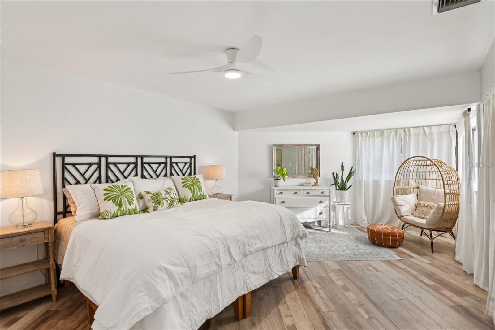ISLAND CLUB OF TARPON SPRINGS - Residential
