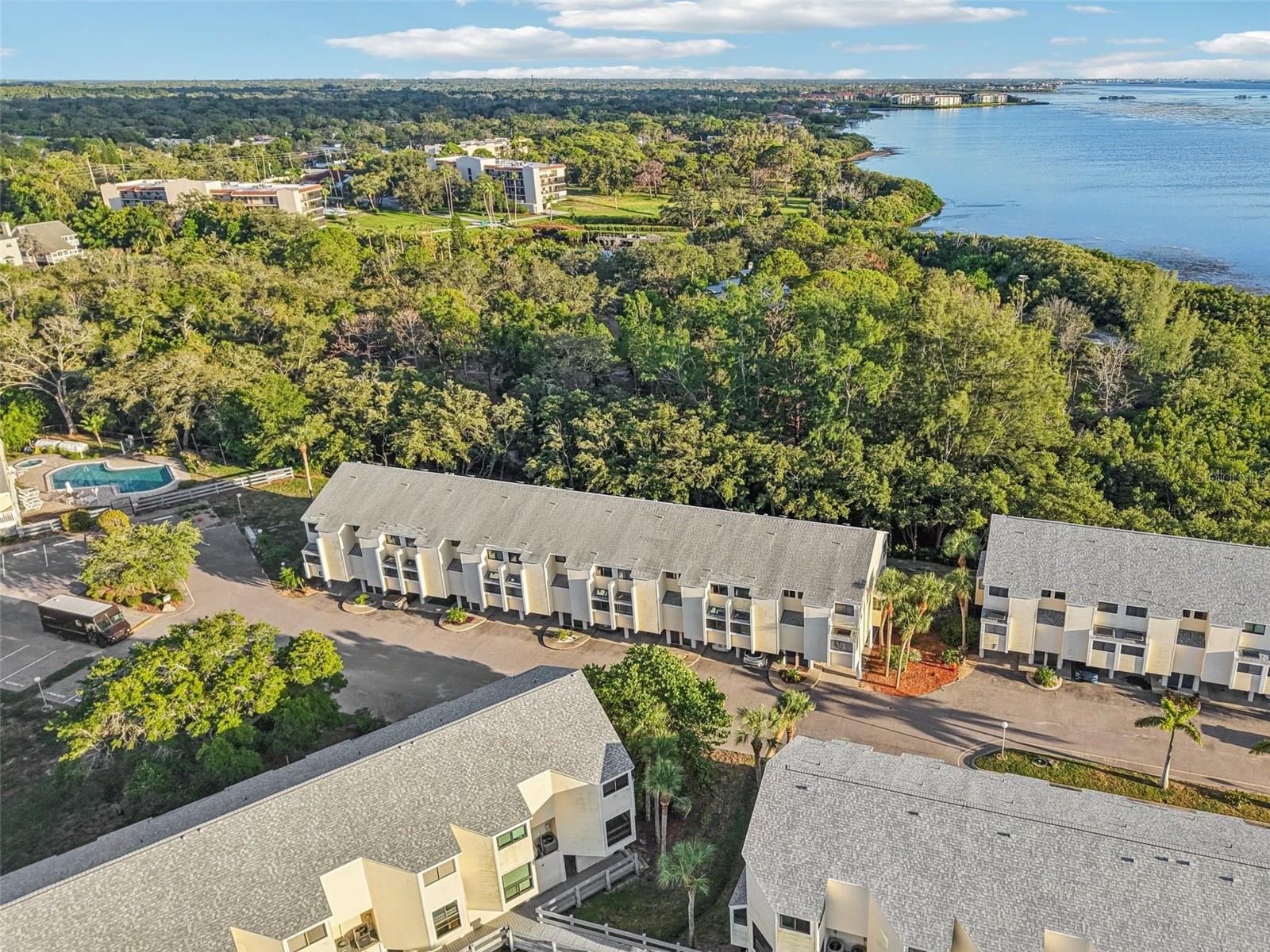 ISLAND CLUB OF TARPON SPRINGS - Residential