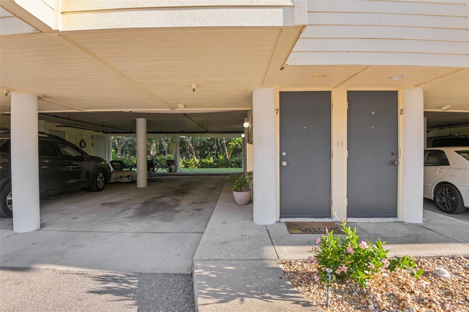 ISLAND CLUB OF TARPON SPRINGS - Residential