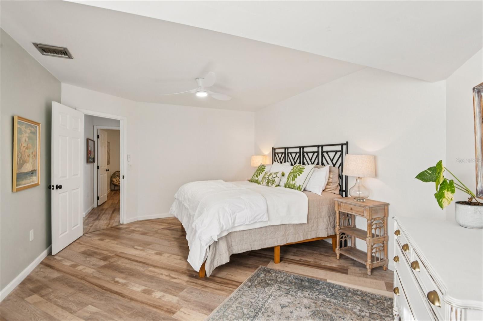 ISLAND CLUB OF TARPON SPRINGS - Residential