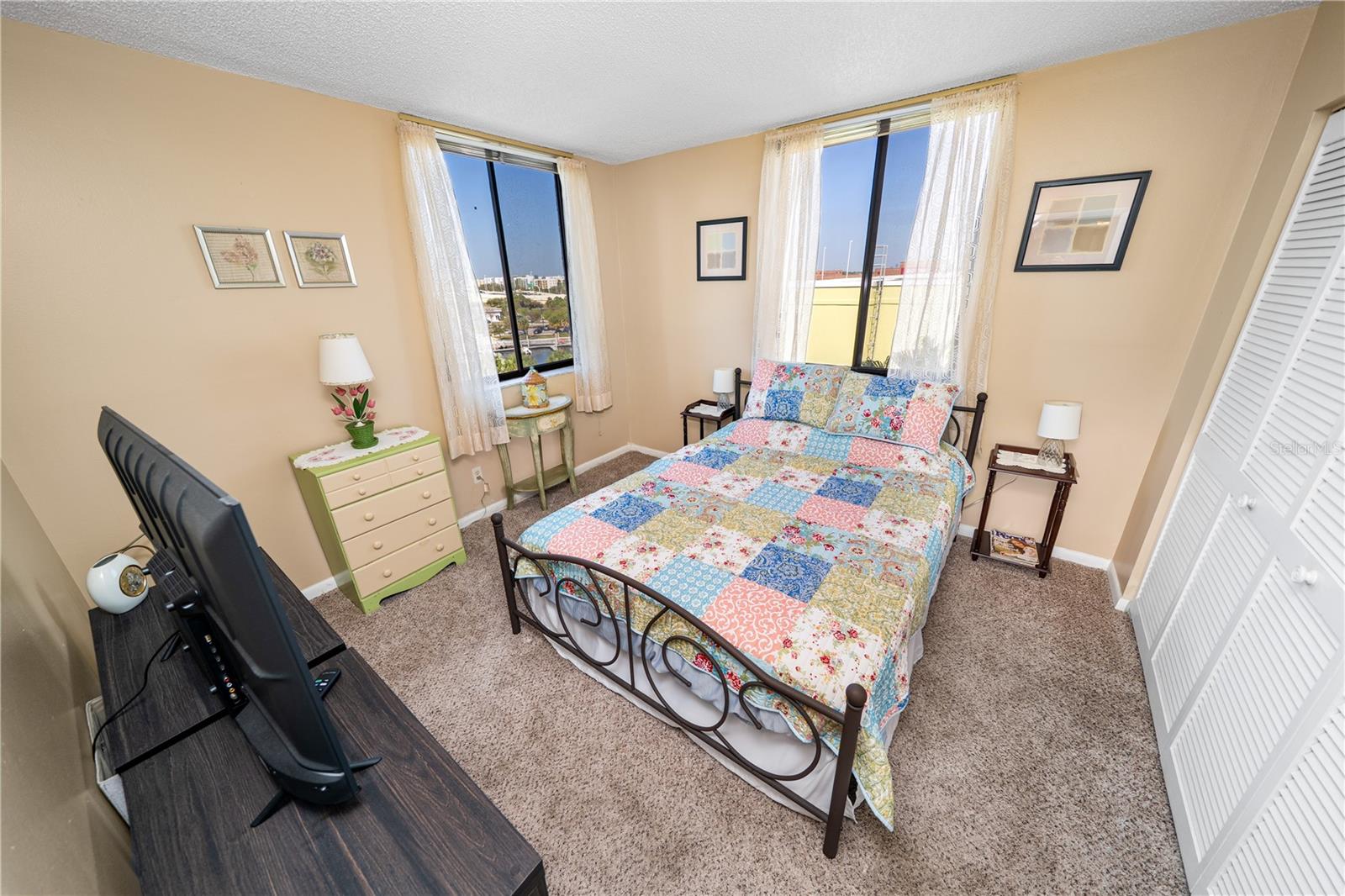 ONE LAUREL PLACE A CONDO - Residential