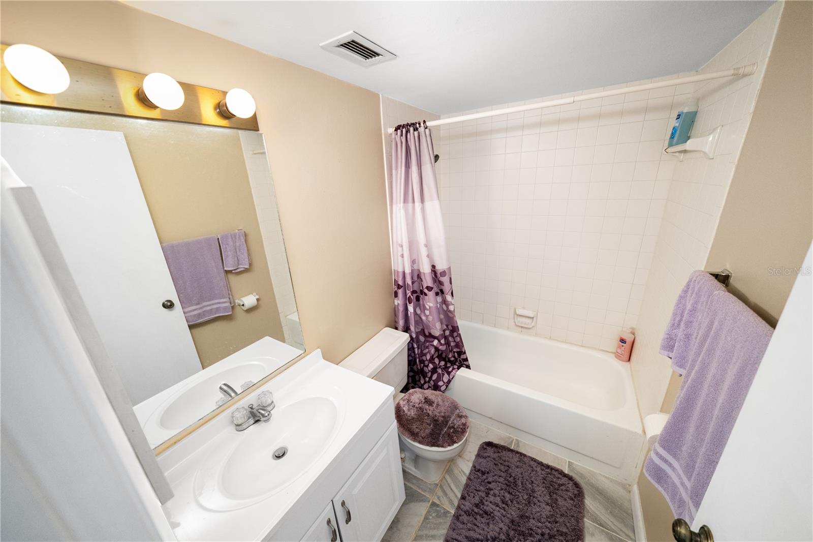 ONE LAUREL PLACE A CONDO - Residential