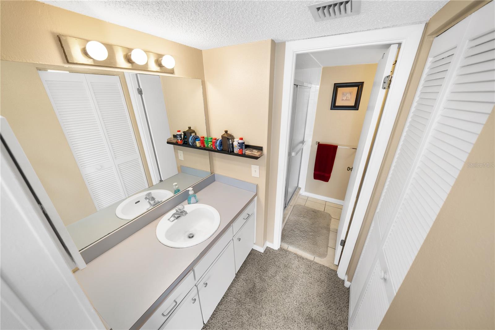 ONE LAUREL PLACE A CONDO - Residential