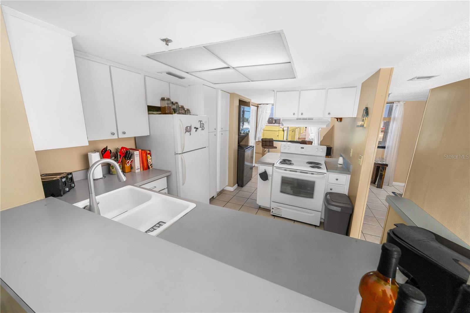 ONE LAUREL PLACE A CONDO - Residential