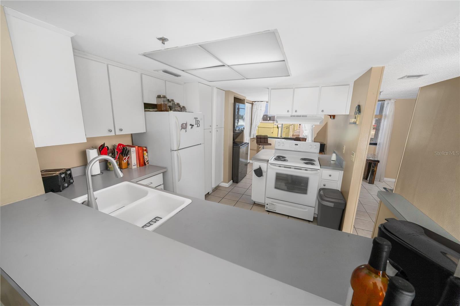 ONE LAUREL PLACE A CONDO - Residential