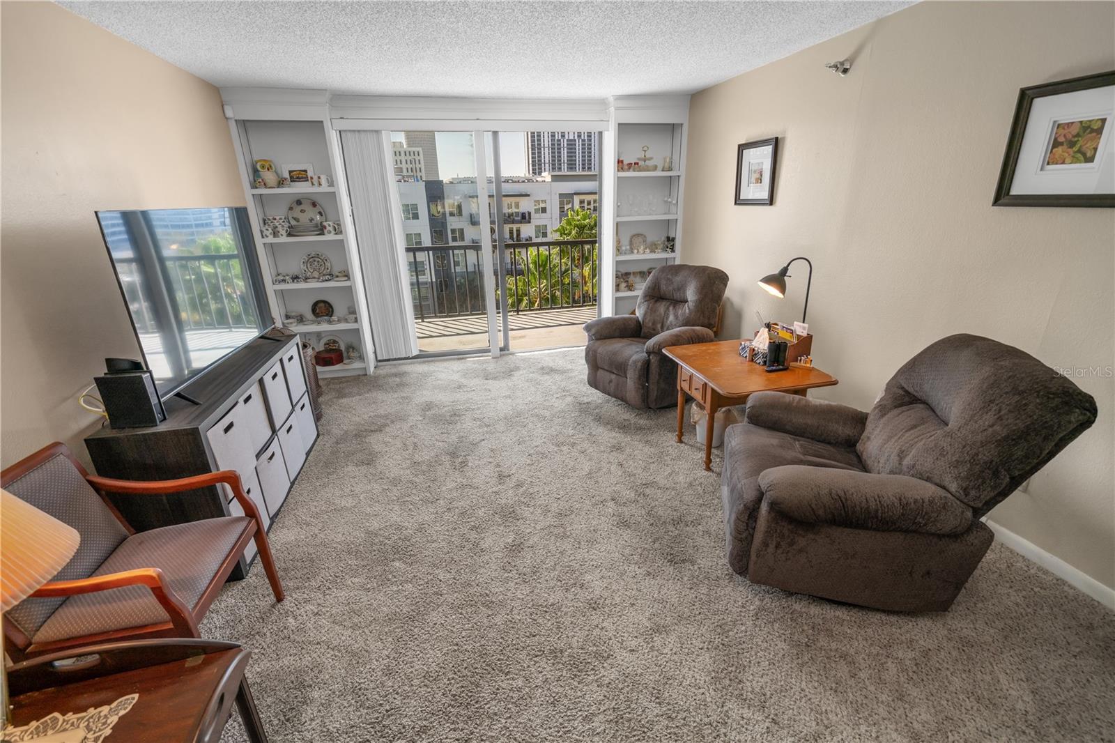 ONE LAUREL PLACE A CONDO - Residential