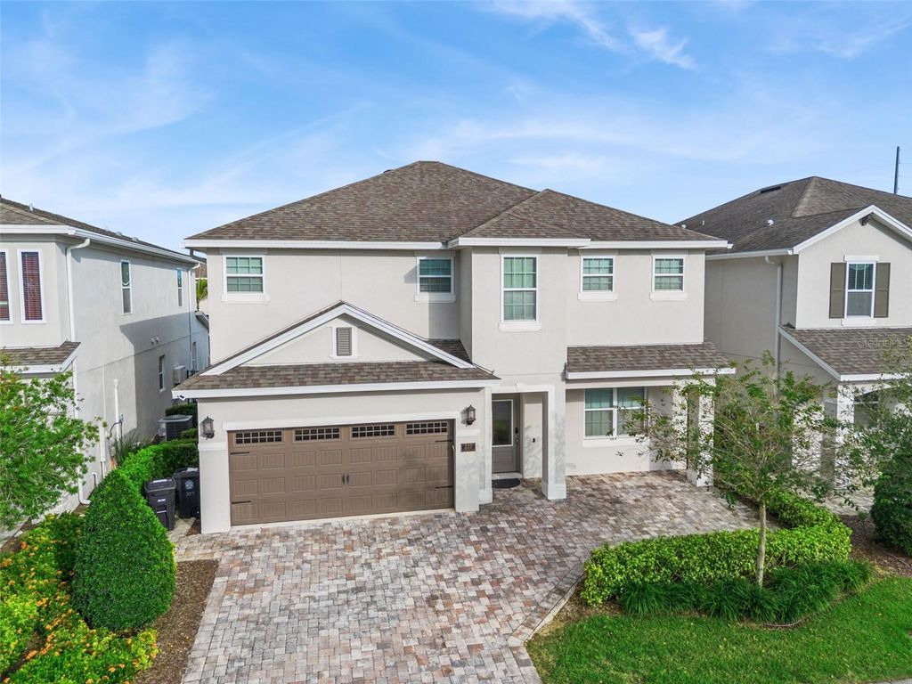 Photo of 337 Auburn Avenue, Kissimmee, FL 34747 (MLS # O6355749)
