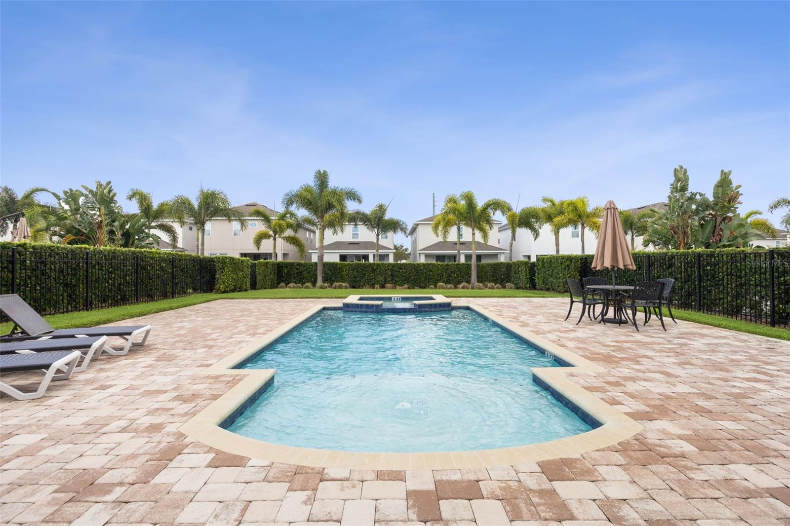 REUNION WEST PH 4 - Residential