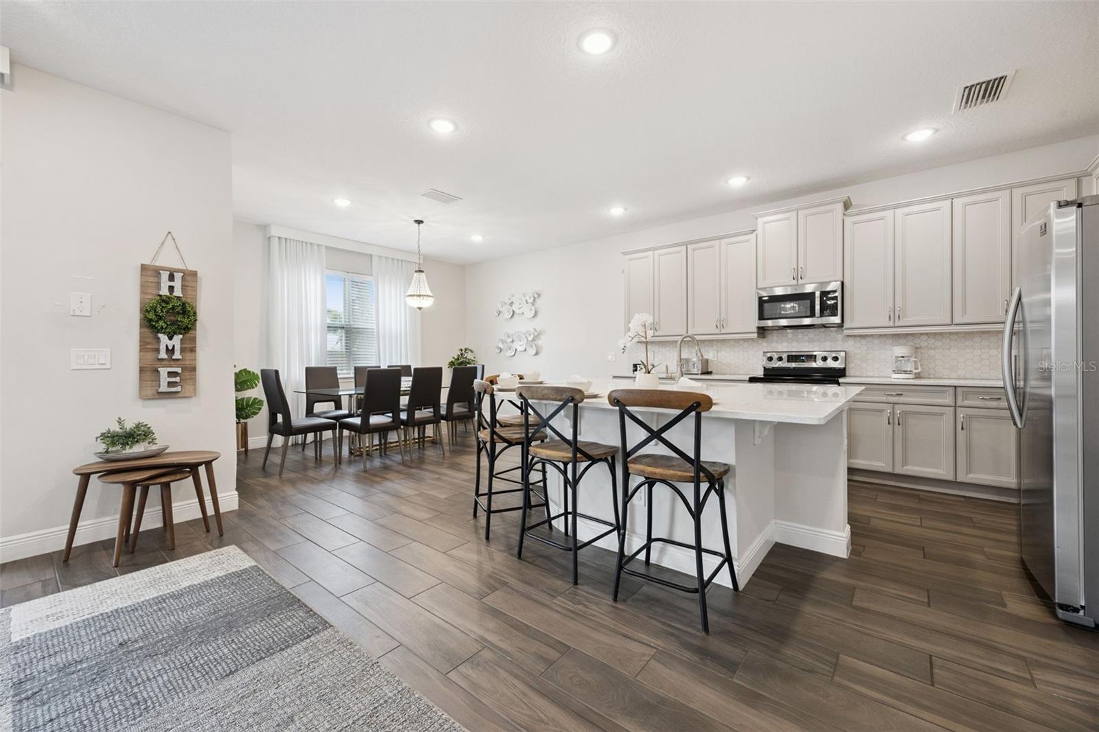 REUNION WEST PH 4 - Residential