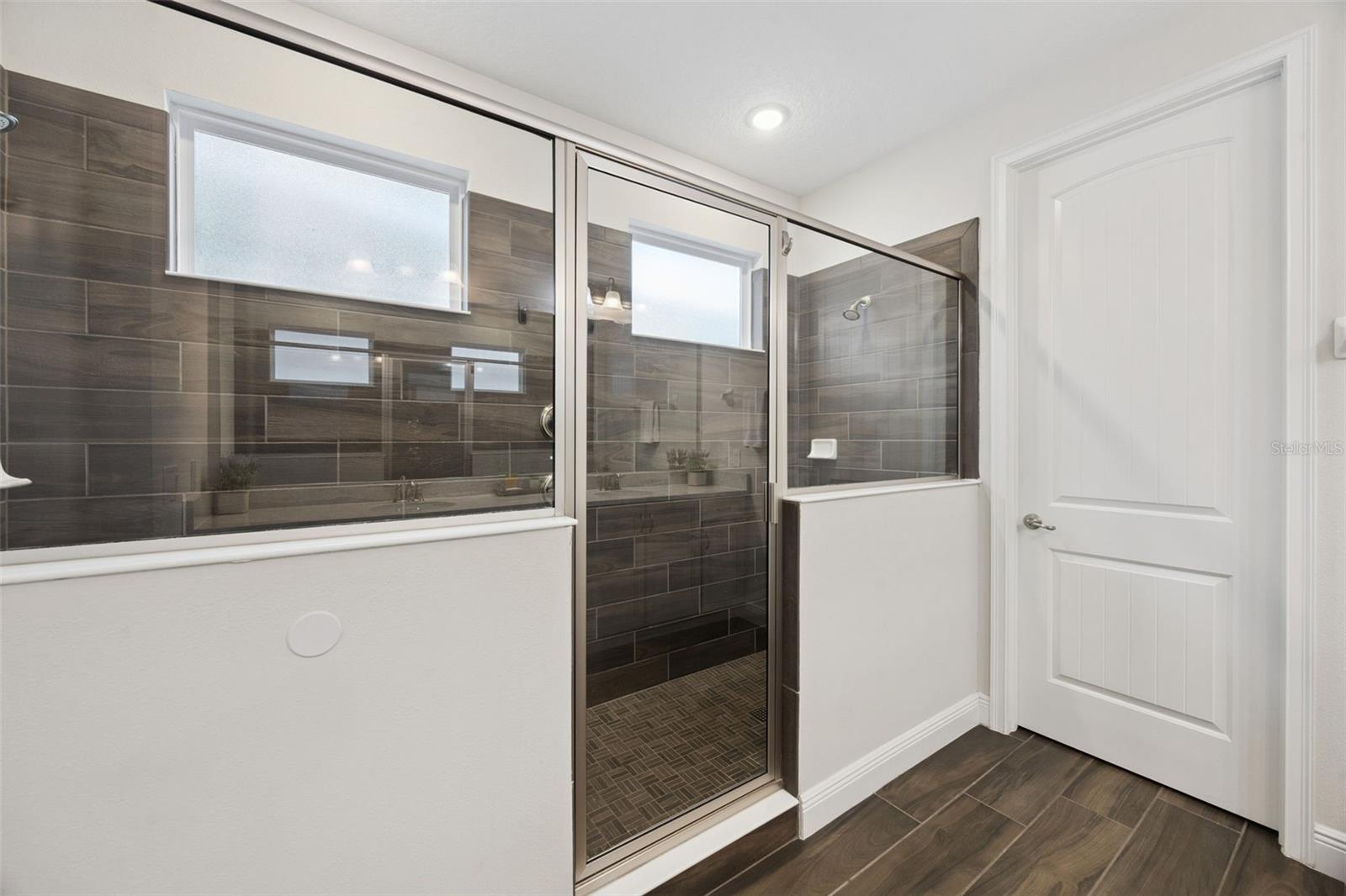 REUNION WEST PH 4 - Residential