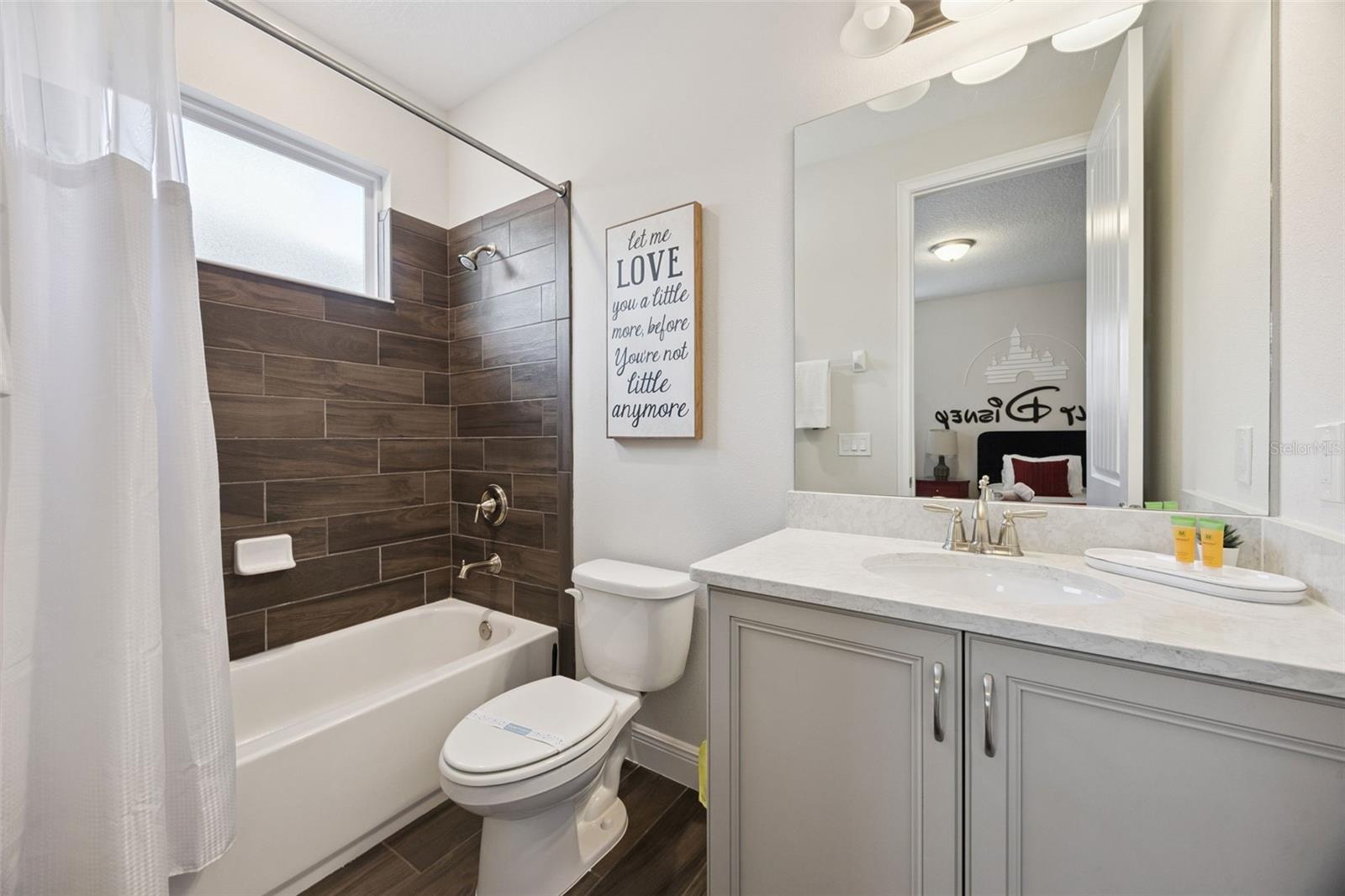 REUNION WEST PH 4 - Residential