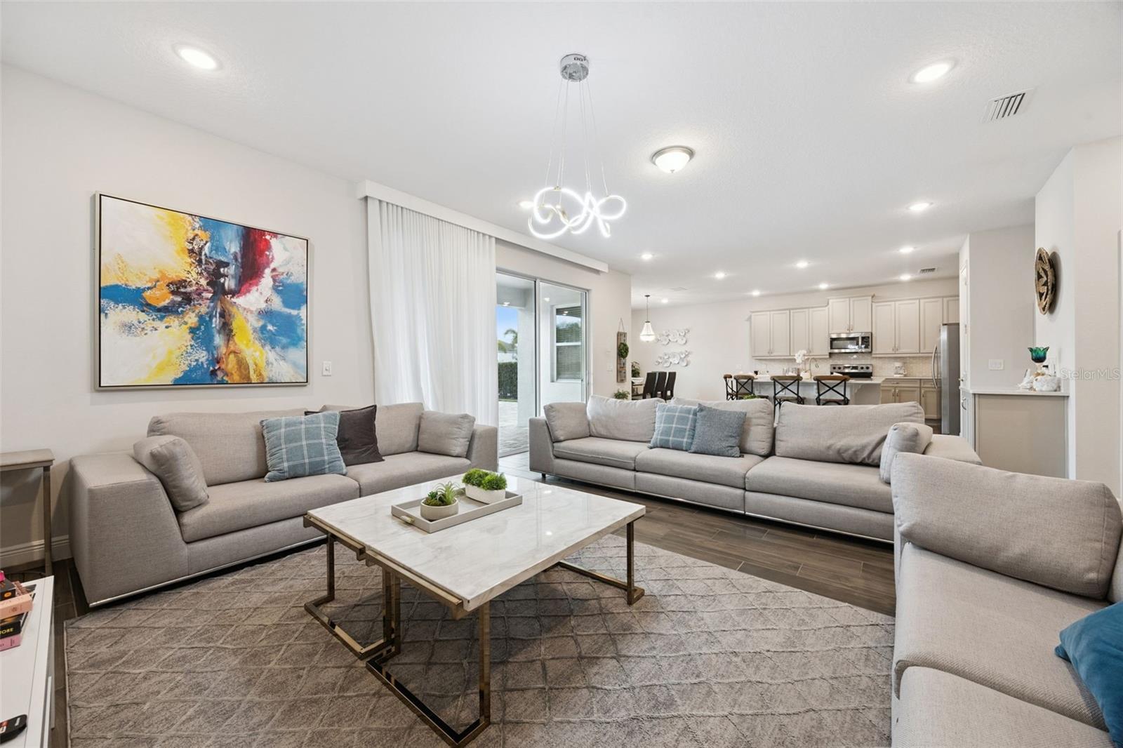 REUNION WEST PH 4 - Residential