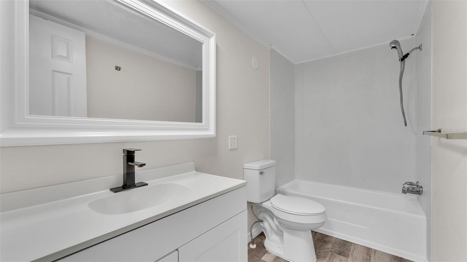 SHADY BROOKE SUB - Residential