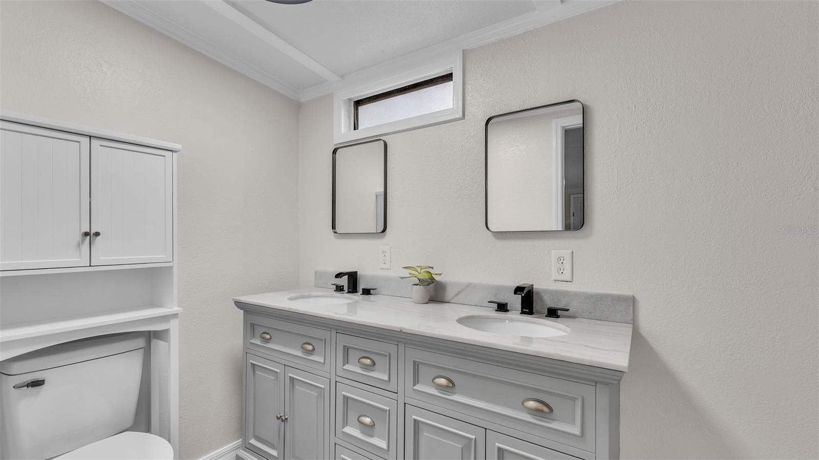 SHADY BROOKE SUB - Residential