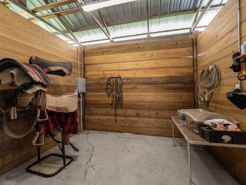 Tiny photo for 13211 NW 115th Street, Ocala, FL 34482 (MLS # OM707707)