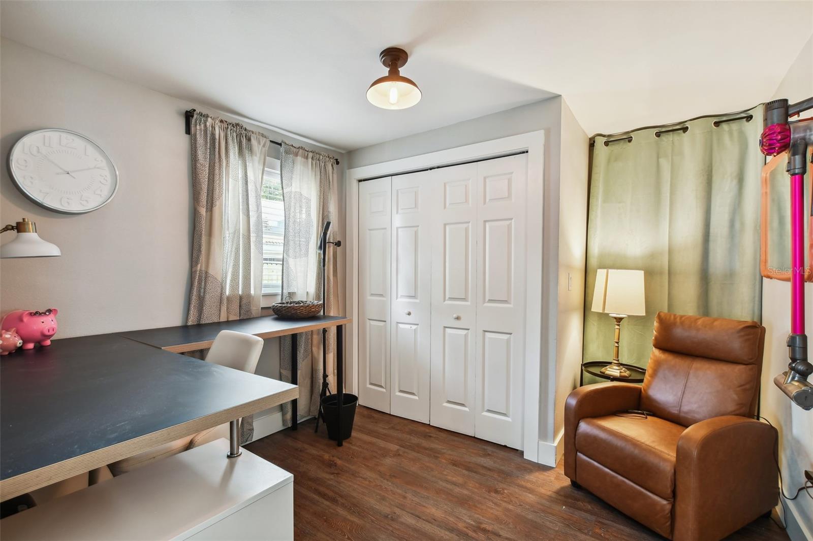 AVALON HEIGHTS - Residential Lease