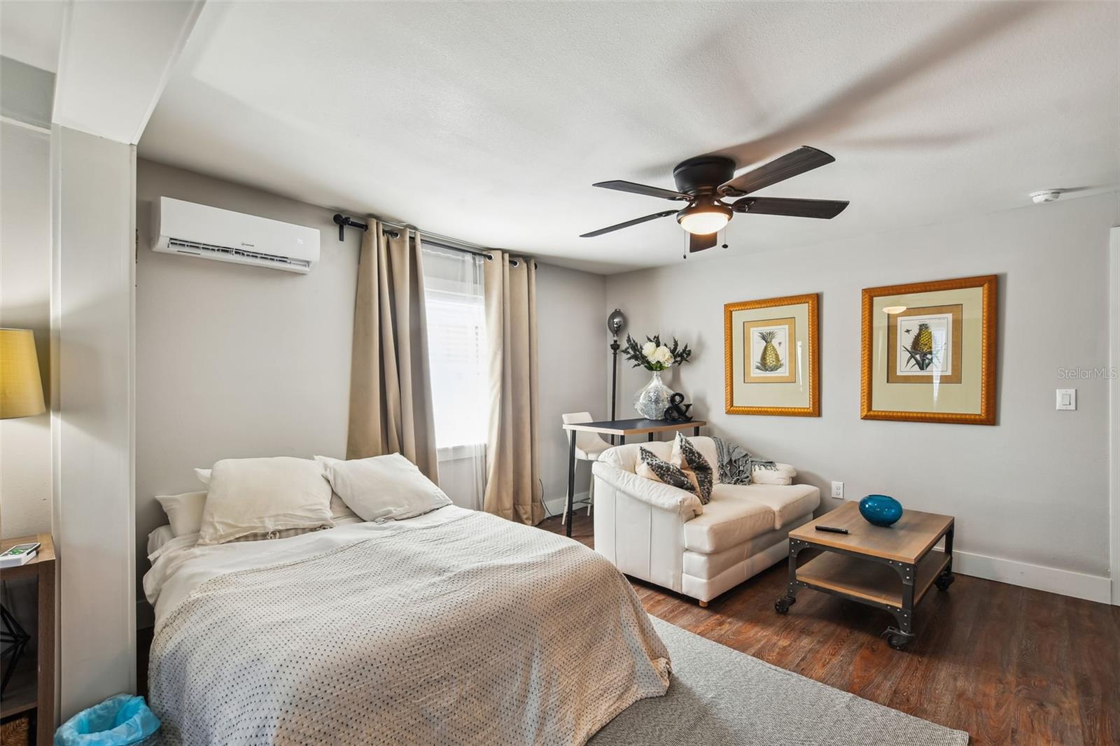 AVALON HEIGHTS - Residential Lease