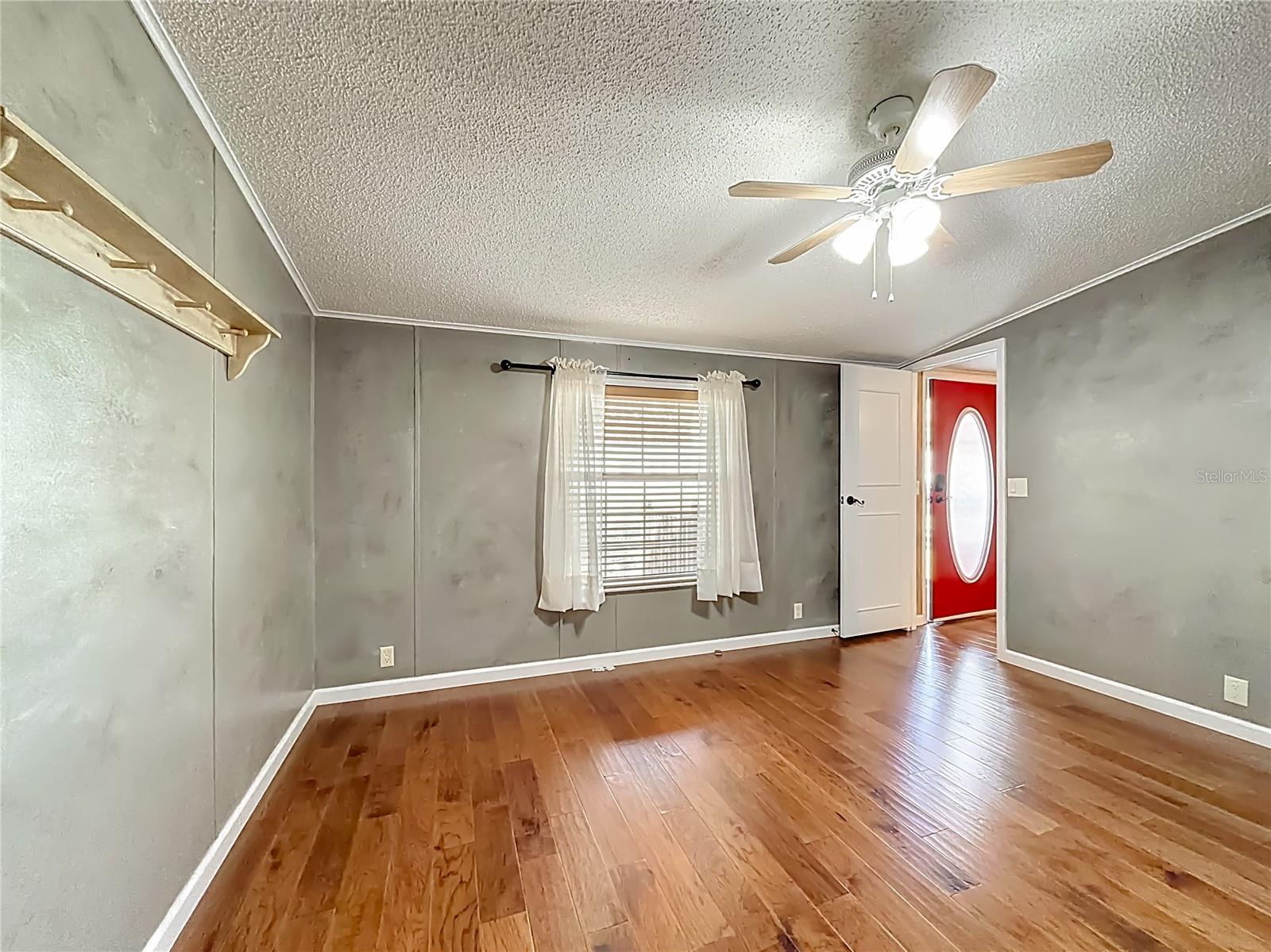 SUN COUNTRY ESTATE - Residential