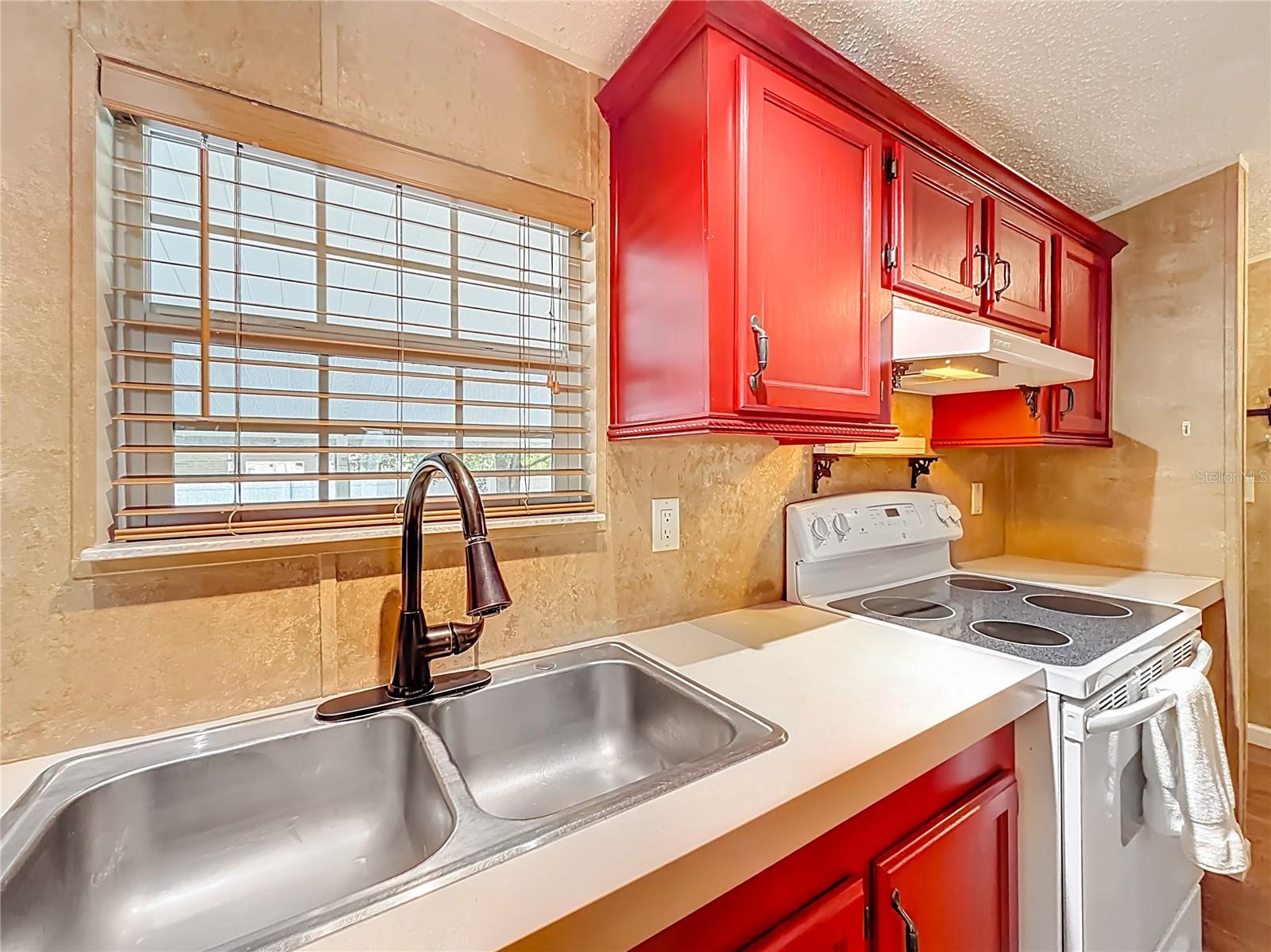 SUN COUNTRY ESTATE - Residential