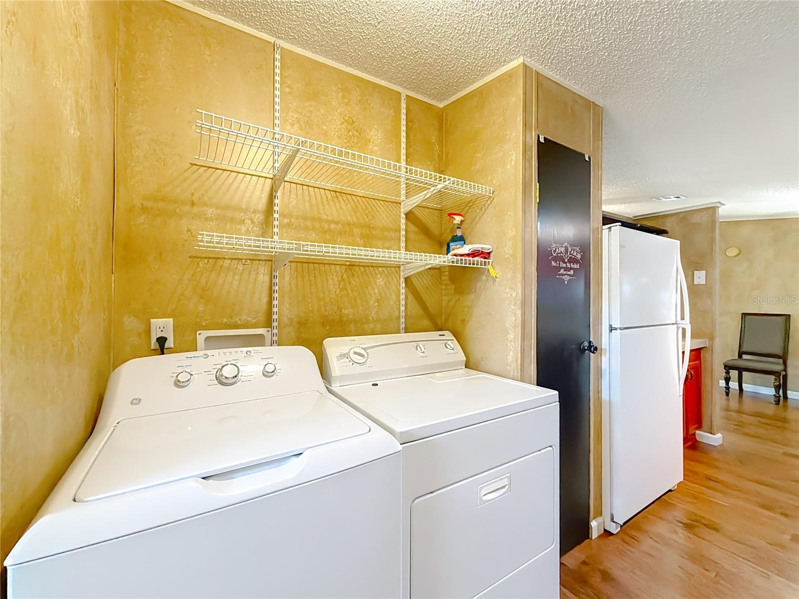 SUN COUNTRY ESTATE - Residential