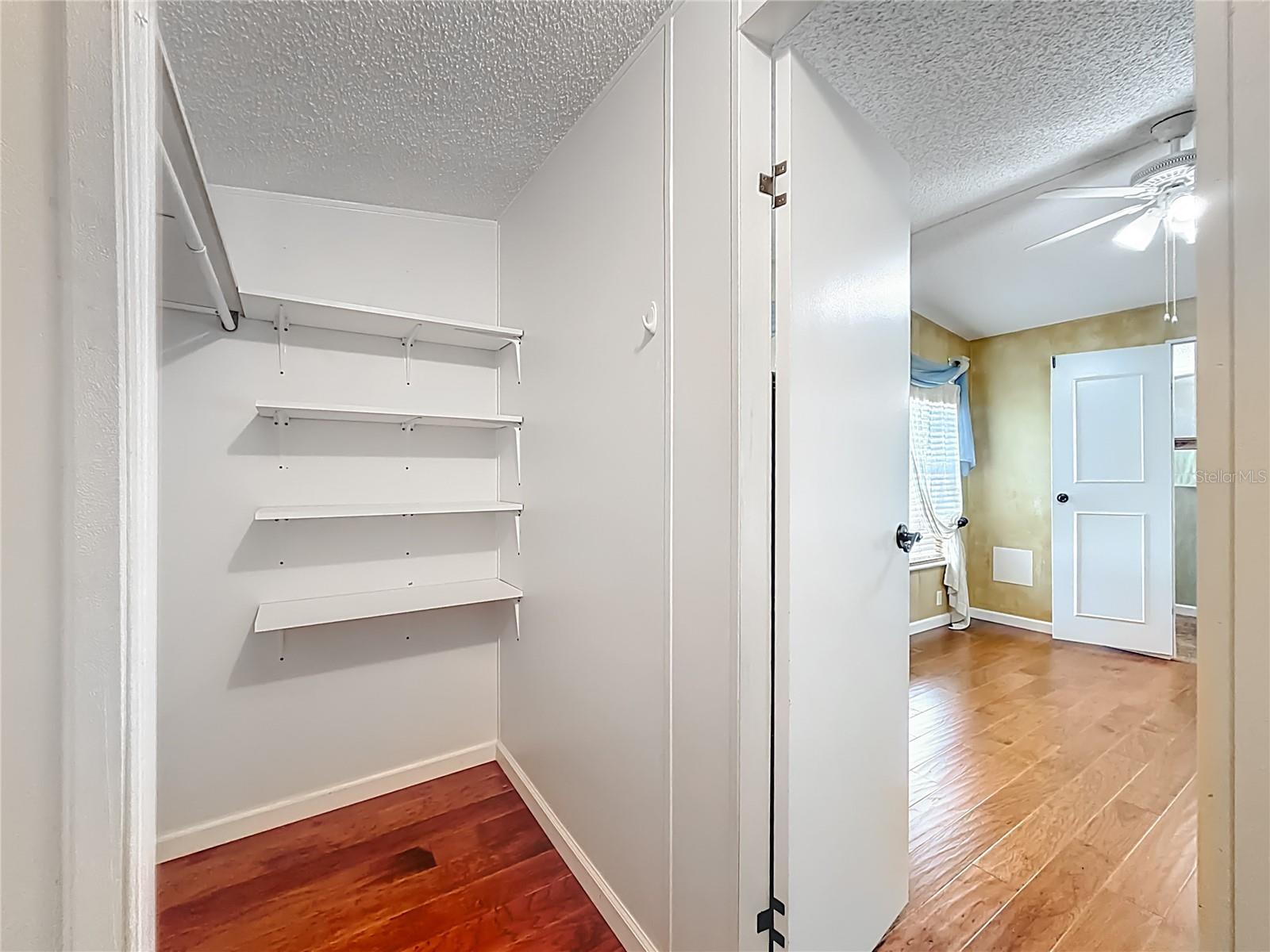 SUN COUNTRY ESTATE - Residential