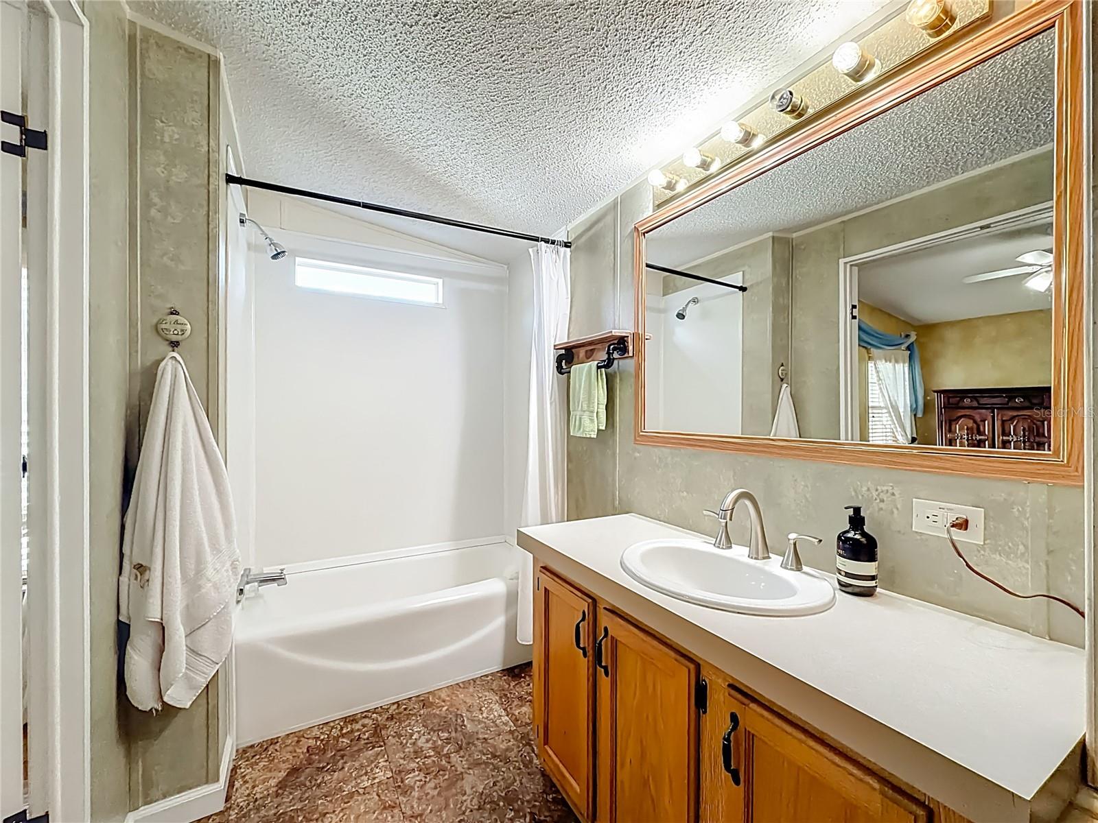 SUN COUNTRY ESTATE - Residential