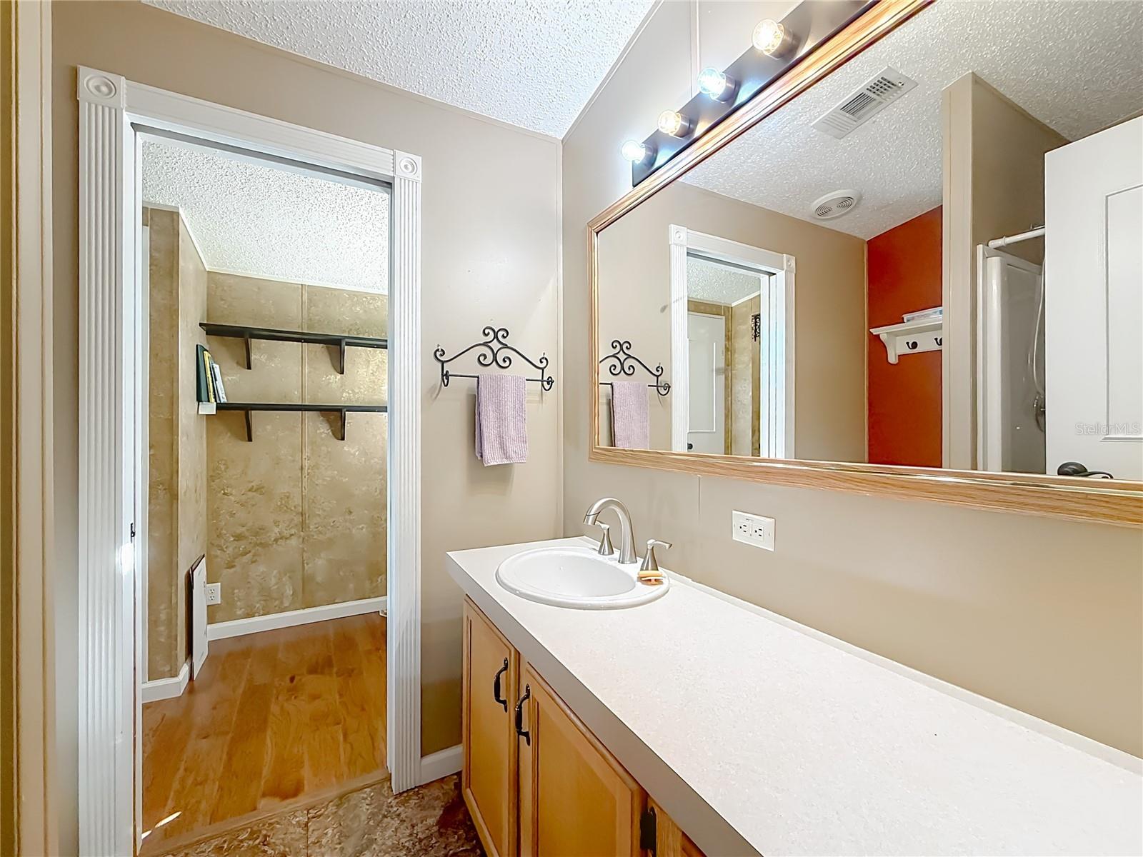 SUN COUNTRY ESTATE - Residential