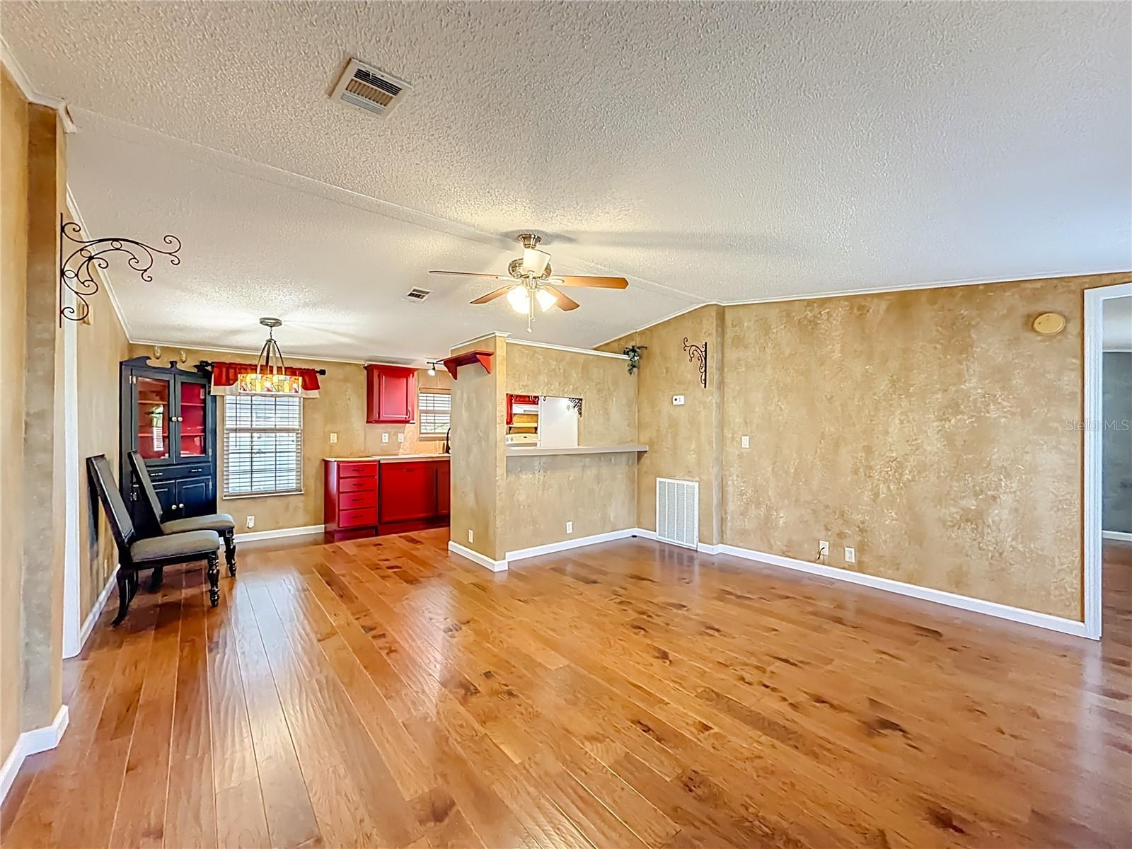 SUN COUNTRY ESTATE - Residential