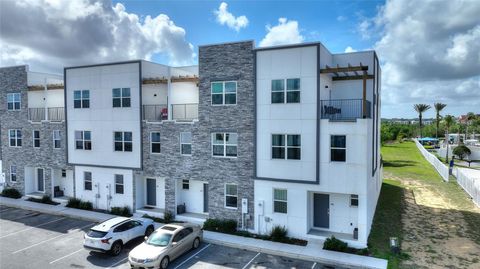 452 FAMAGUSTA DRIVE DAVENPORT FL 33896