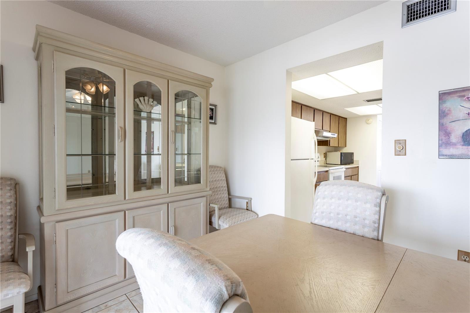 HOLIDAY LAKE VILLAS CONDO - Residential