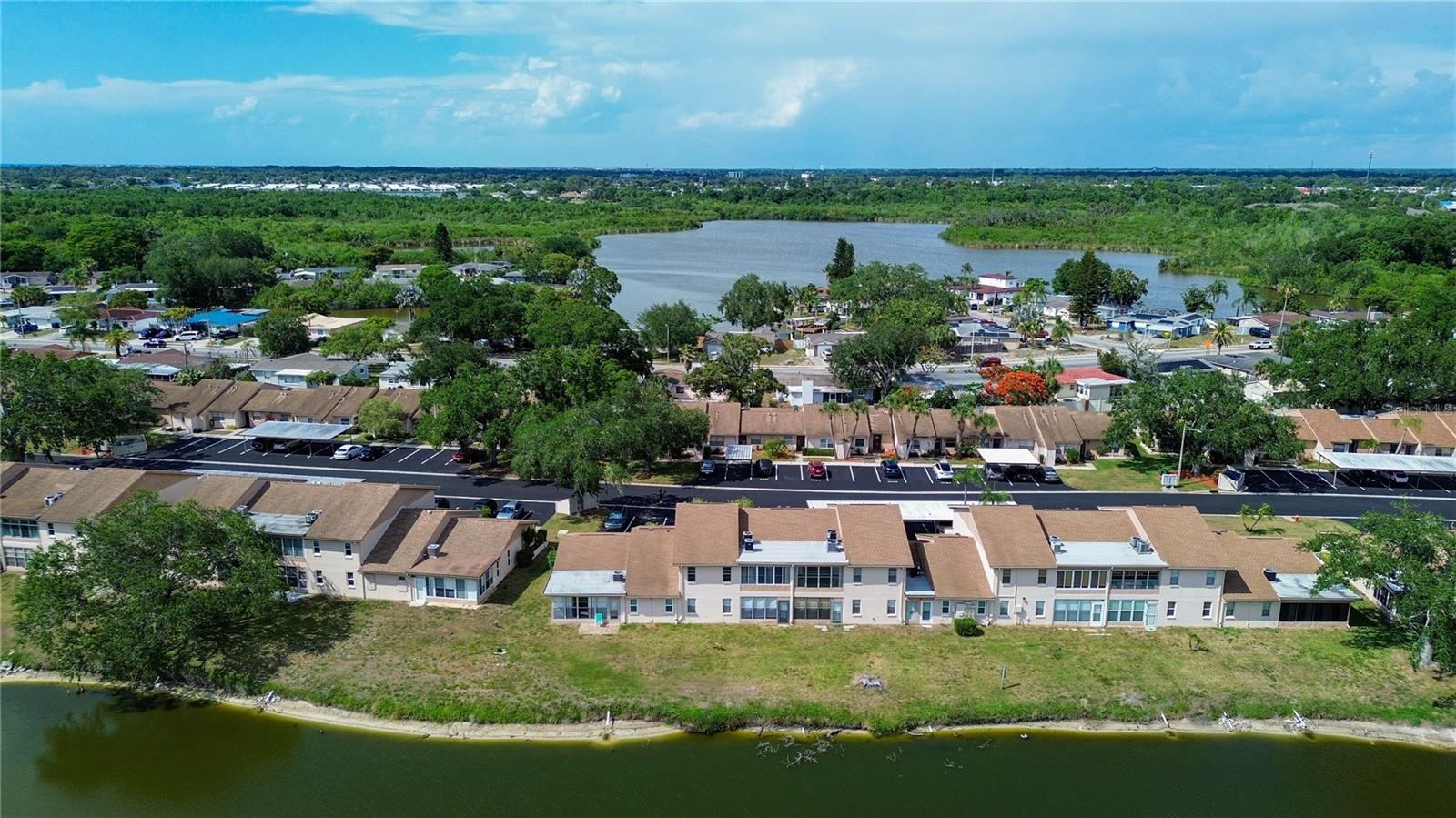 HOLIDAY LAKE VILLAS CONDO - Residential