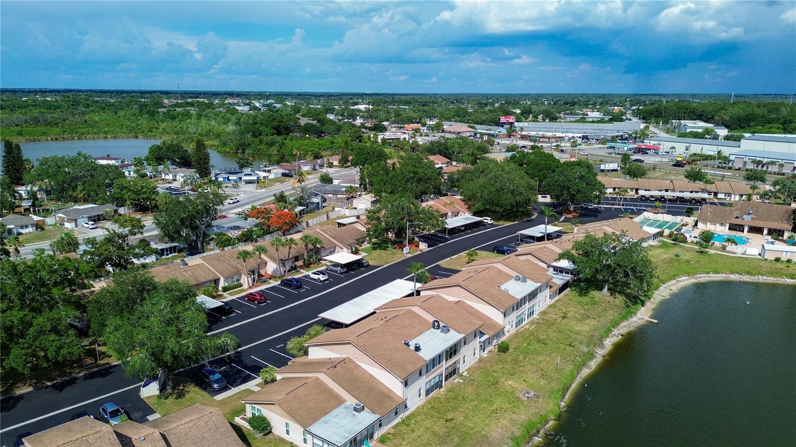 HOLIDAY LAKE VILLAS CONDO - Residential