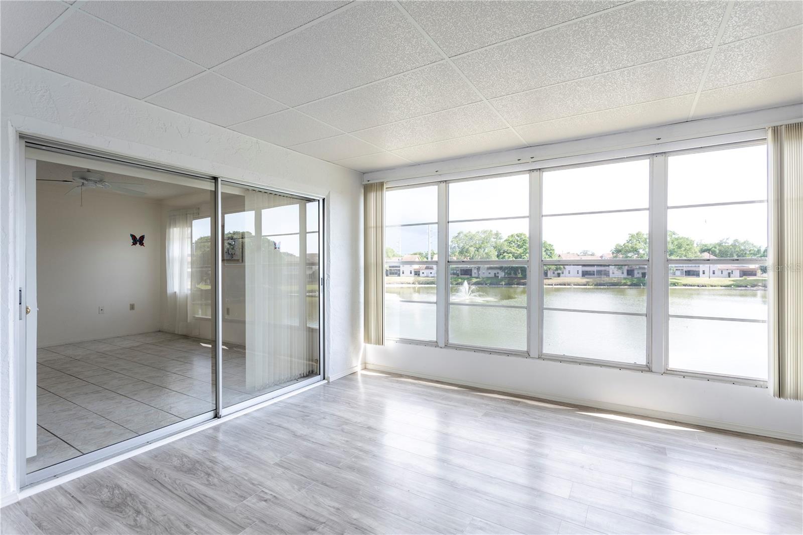 HOLIDAY LAKE VILLAS CONDO - Residential