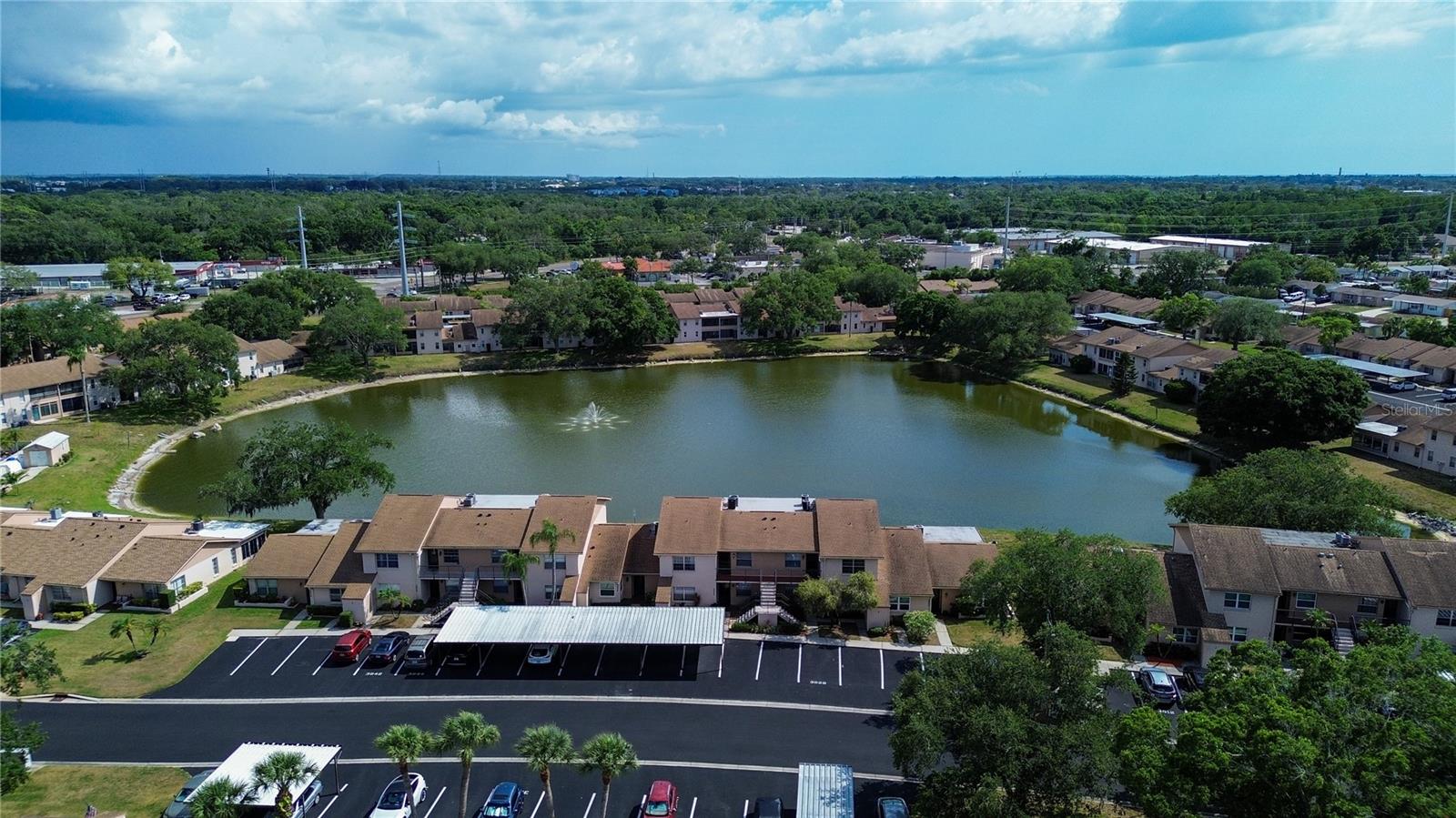 HOLIDAY LAKE VILLAS CONDO - Residential