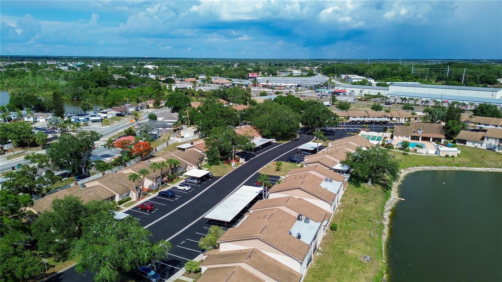 HOLIDAY LAKE VILLAS CONDO - Residential