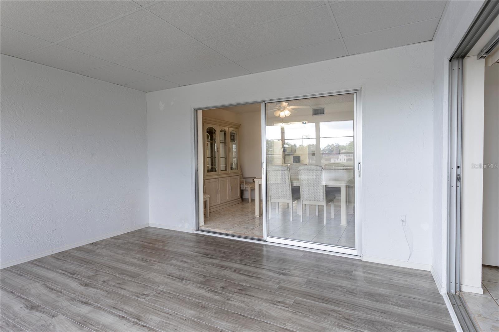 HOLIDAY LAKE VILLAS CONDO - Residential