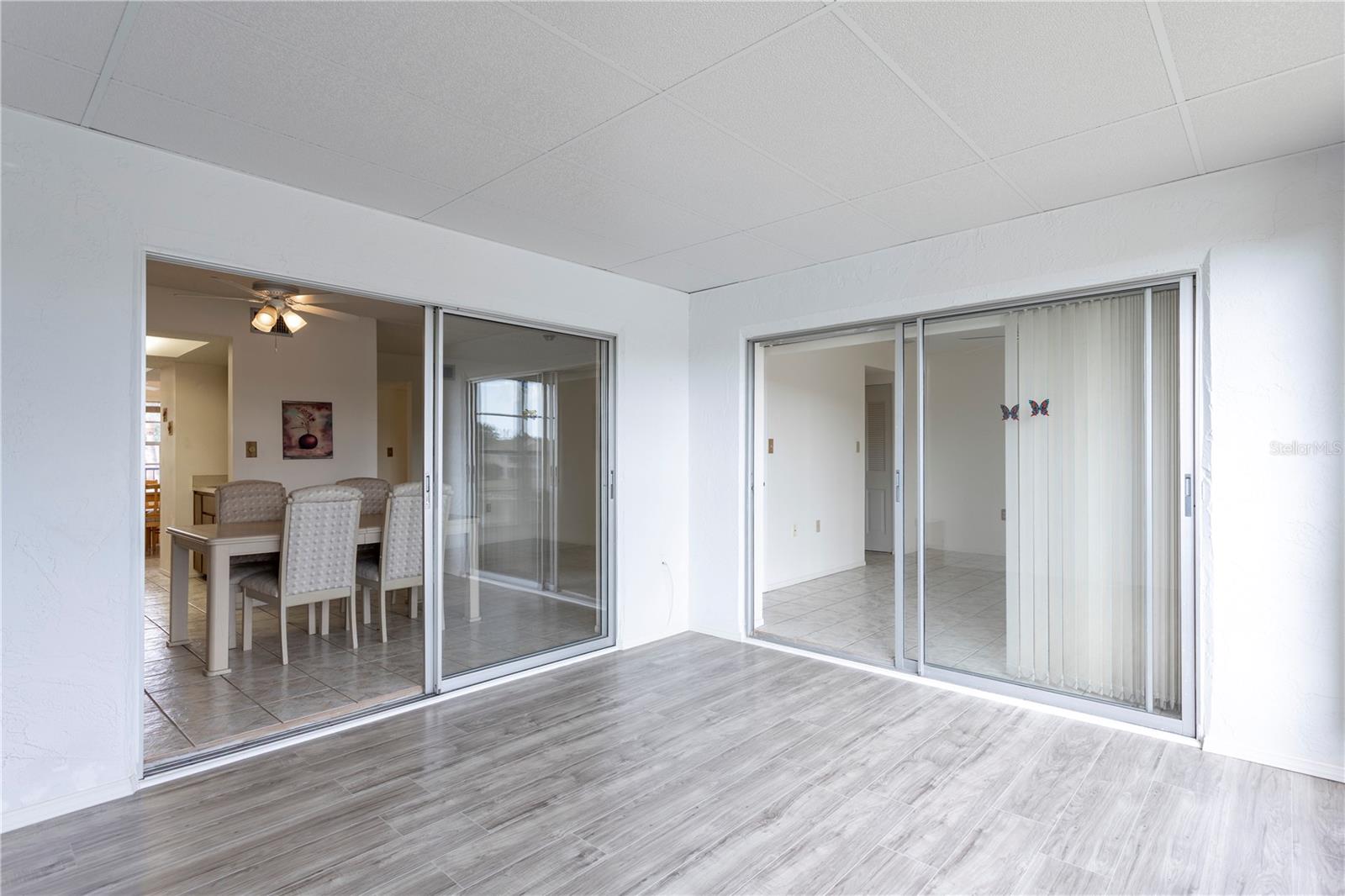 HOLIDAY LAKE VILLAS CONDO - Residential