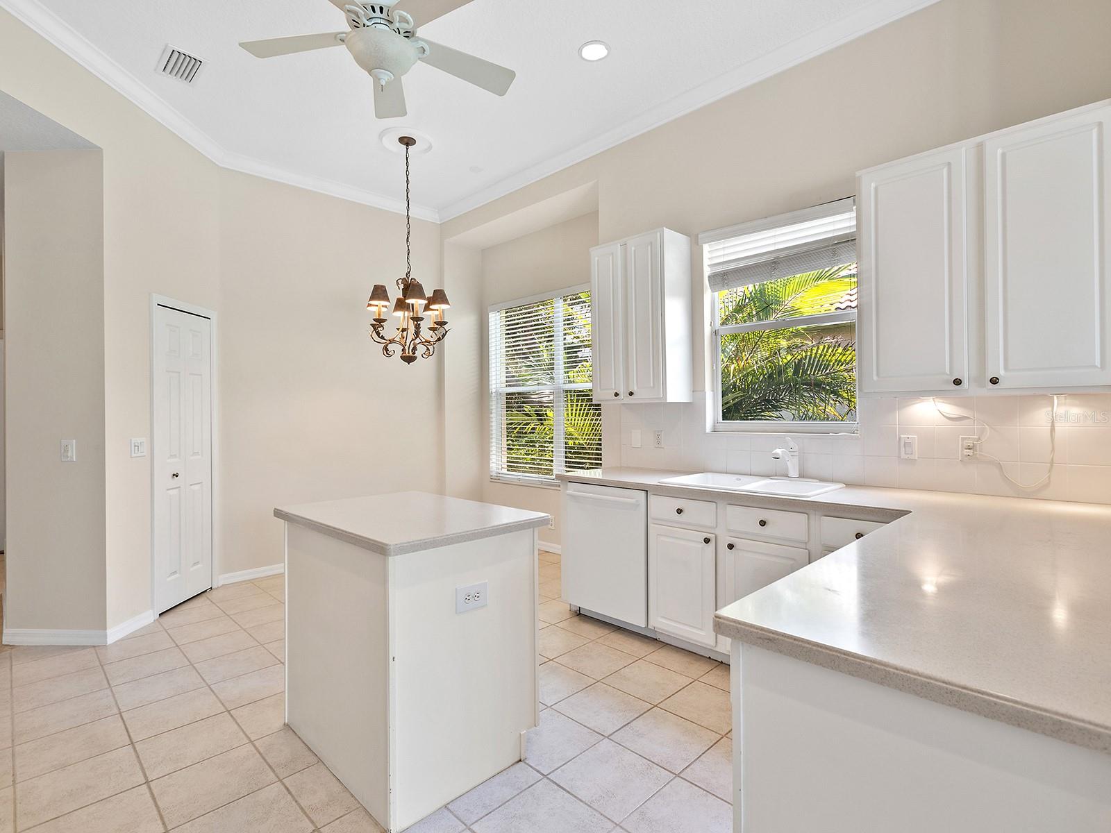 LAKEWOOD RANCH - Residential