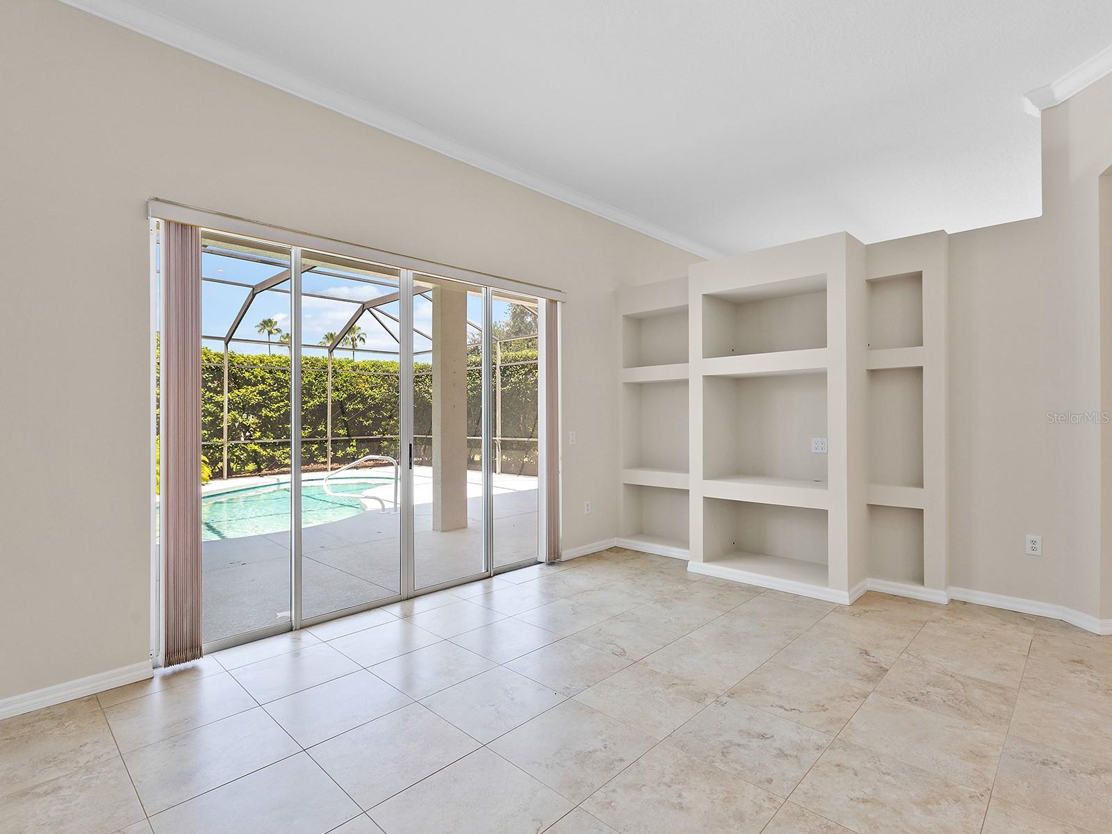 LAKEWOOD RANCH - Residential