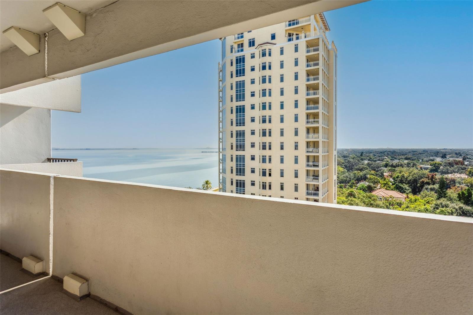 THE PINNACLE APTS A CONDO - Residential