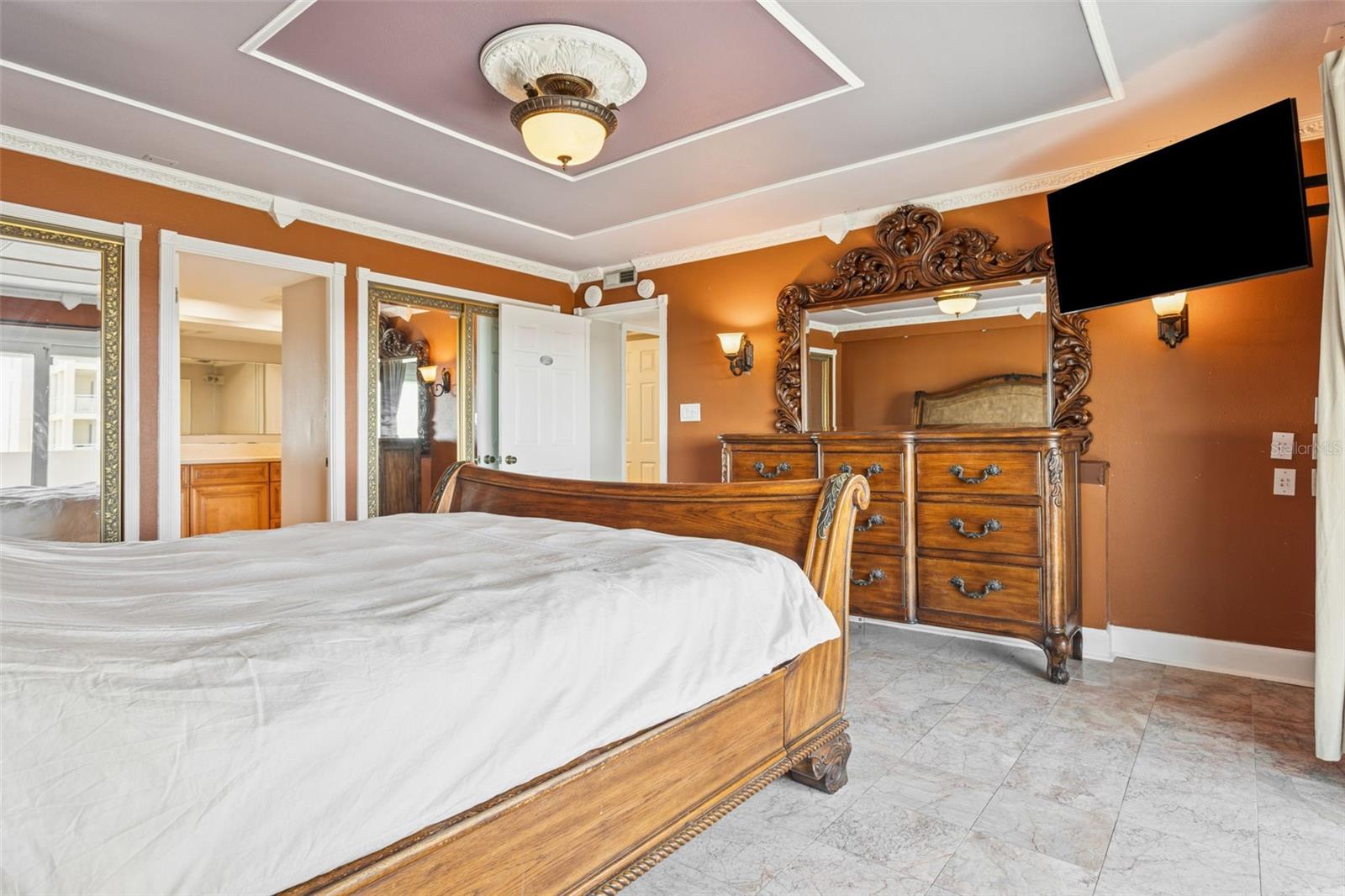 THE PINNACLE APTS A CONDO - Residential