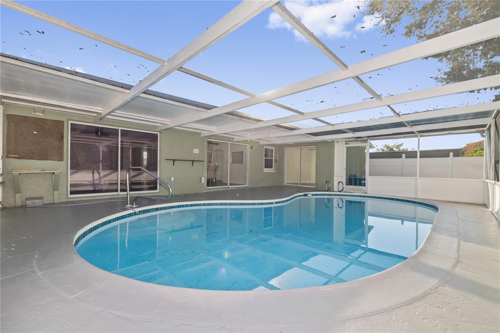 REGENCY PARK - Residential