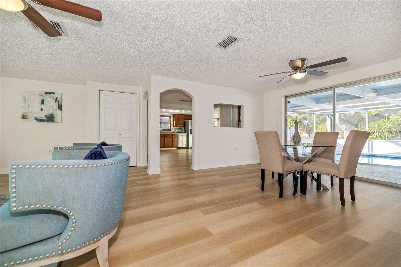 REGENCY PARK - Residential