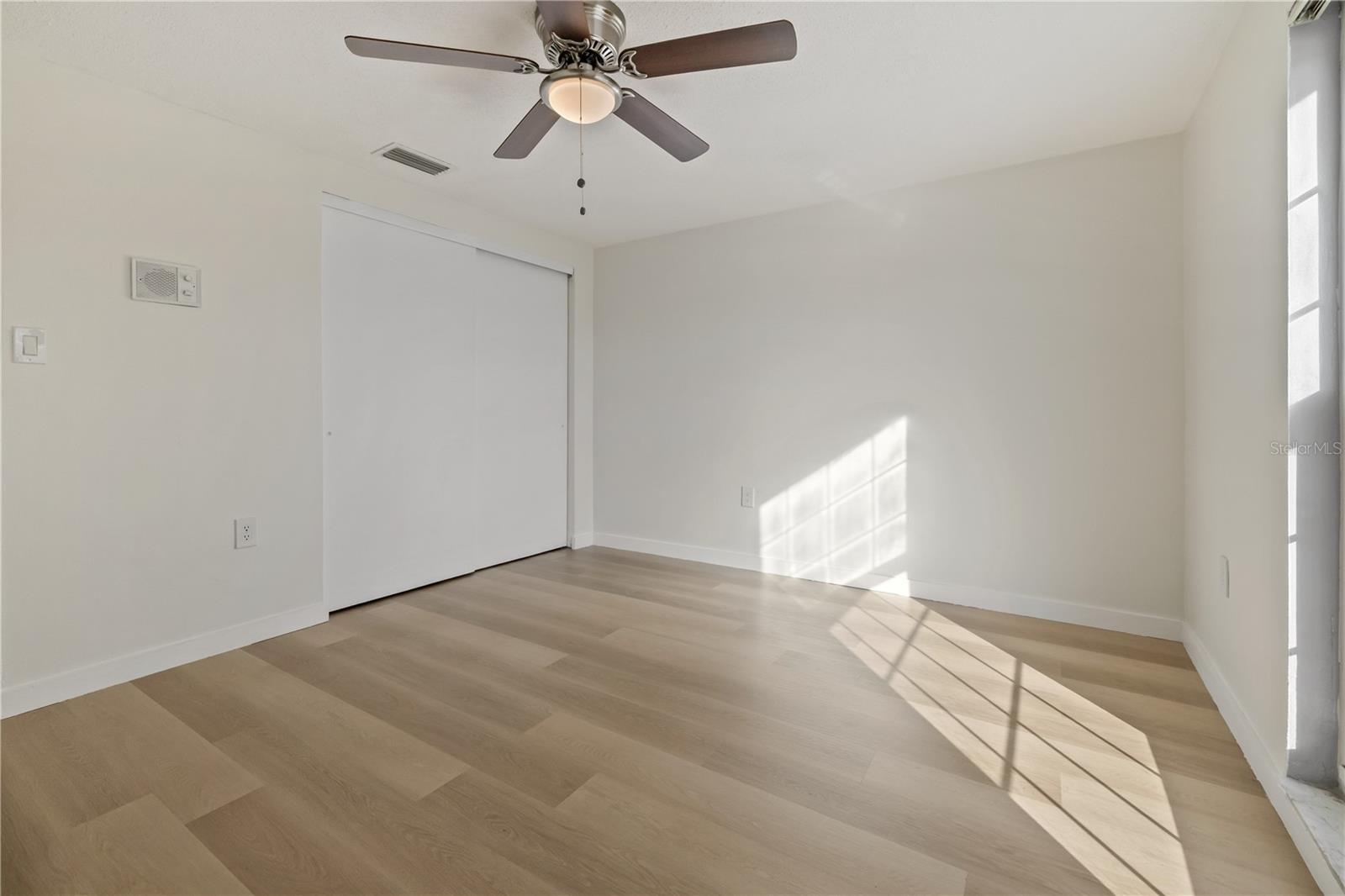 REGENCY PARK - Residential