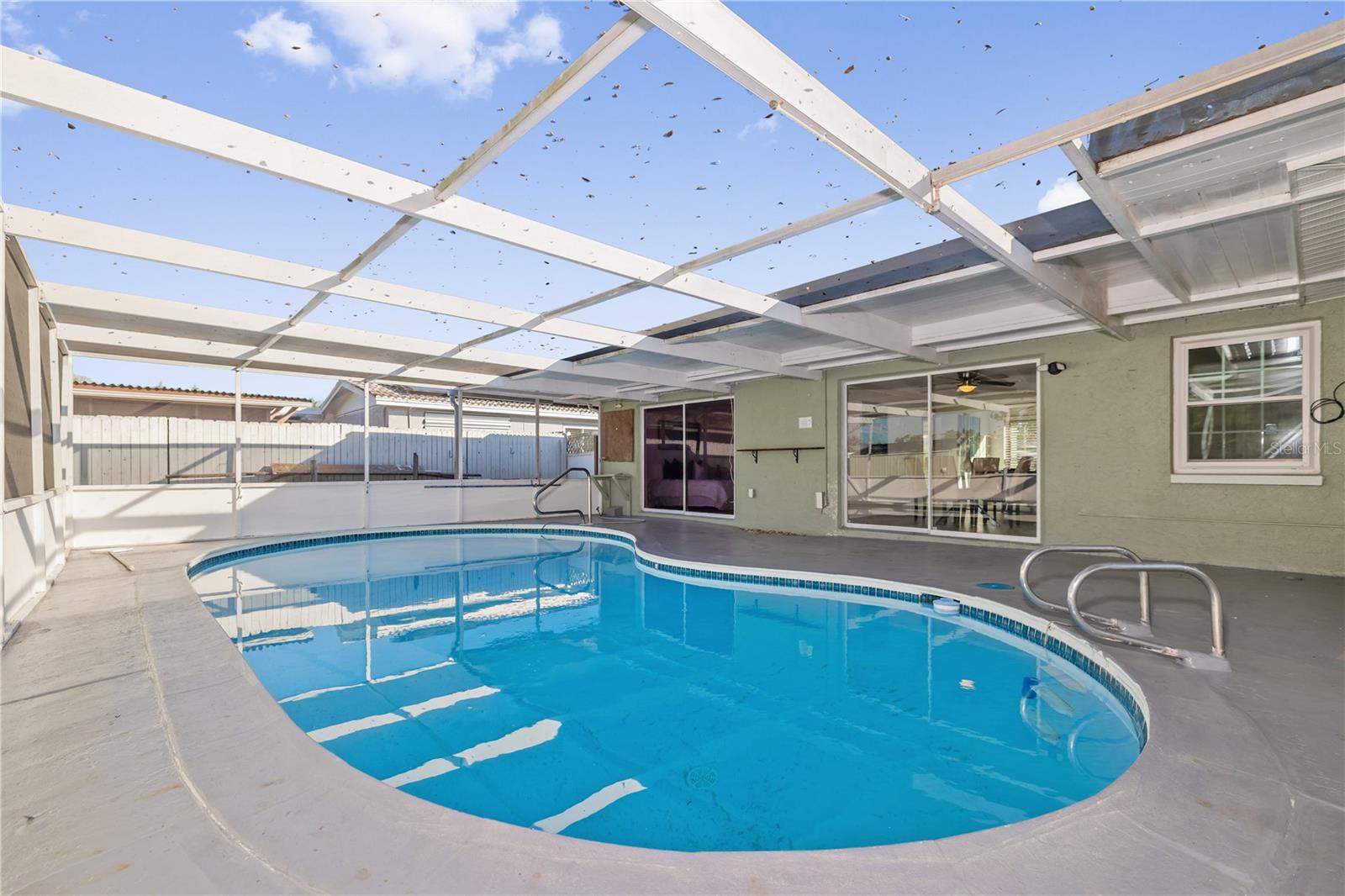 REGENCY PARK - Residential