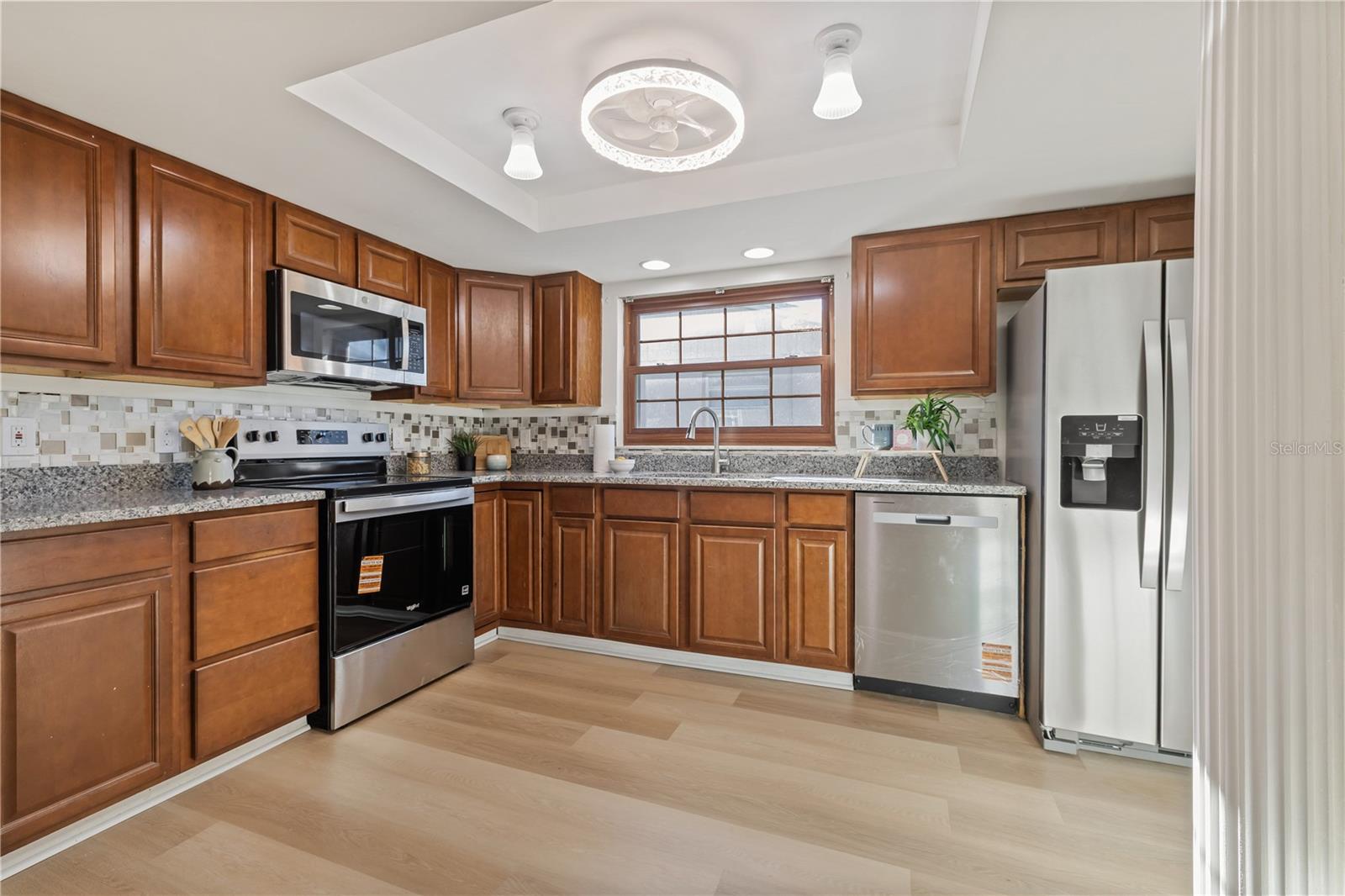 REGENCY PARK - Residential