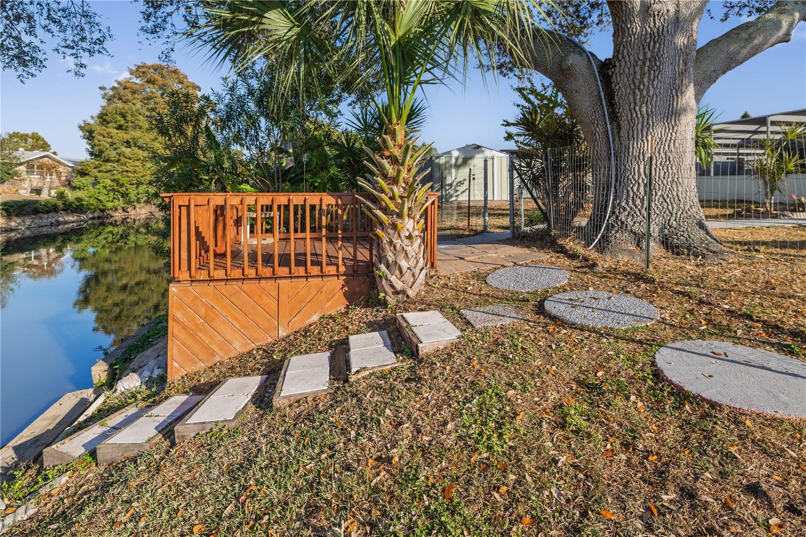 REGENCY PARK - Residential